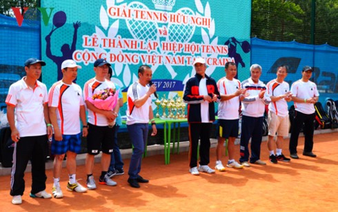 Giải tennis hữu nghị của cộng đồng Việt Nam tại Ukraine - ảnh 1