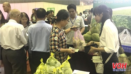 Khai mạc hội chợ quốc tế nông sản và thực phẩm Việt Nam 2017  - ảnh 1