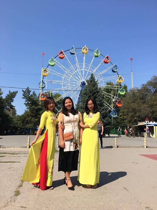  Sinh viên Việt Nam giới thiệu văn hóa dân tộc nhân kỷ niệm  428 năm Thành phố Volgograd - ảnh 6