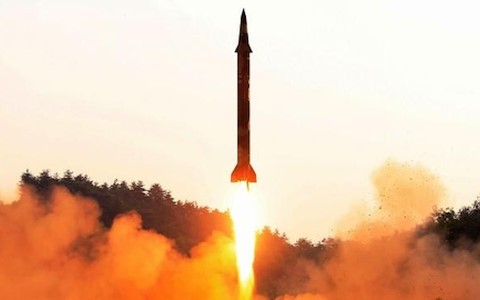 Việt Nam quan ngại sâu sắc trước việc CHDCND Triều Tiên phóng tên lửa đạn đạo  - ảnh 1