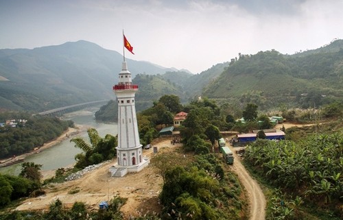 Lào Cai: Khánh thành Cột cờ Lũng Pô - ảnh 1