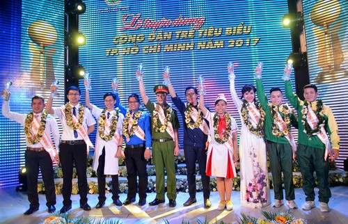Thành phố Hồ Chí Minh tuyên dương 10 công dân trẻ tiêu biểu 2017 - ảnh 1