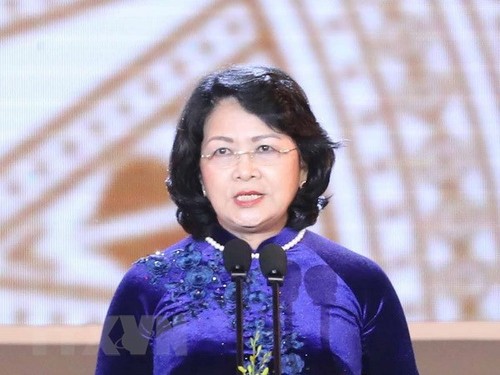 Phó Chủ tịch nước Đặng Thị Ngọc Thịnh tham dự Hội nghị thượng đỉnh Phụ nữ toàn cầu - ảnh 1