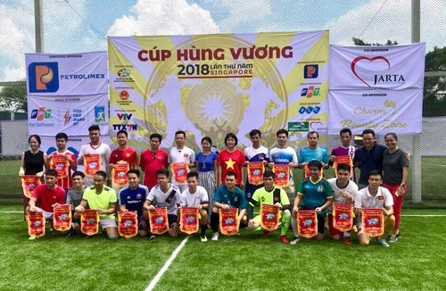 Giải bóng đá Cúp Hùng Vương được tổ chức sôi nổi tại Singapore - ảnh 1