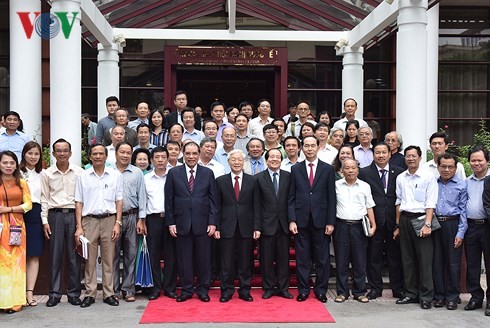 Liên hiệp các Hội VH-NT Việt Nam đón nhận Huân chương Sao Vàng - ảnh 6