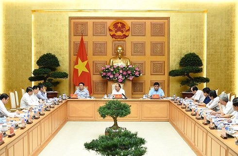 Thủ tướng Nguyễn Xuân Phúc: cần tìm động lực tăng trưởng mới của nền kinh tế - ảnh 1