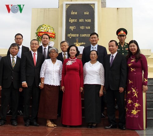 Bà Trương Thị Mai thăm và làm việc tại Campuchia - ảnh 3