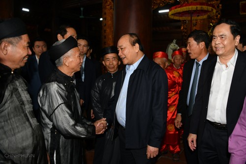 Chùm ảnh: Thủ tướng dự Ngày hội Đại đoàn kết toàn dân tộc tại Bắc Giang - ảnh 3