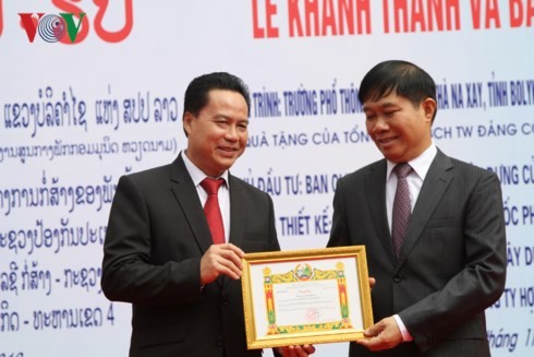 Khánh thành trường học ở Lào - quà tặng của TBT, CTN Nguyễn Phú Trọng - ảnh 3