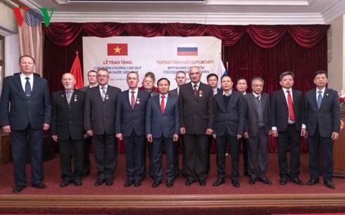 Bạn bè Nga tự hào nhận phần thưởng cao quý của Nhà nước Việt Nam - ảnh 1