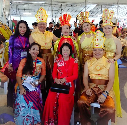 Cộng đồng người Việt tham gia lễ hội đường phố Chingay Parade tại Singapore - ảnh 13