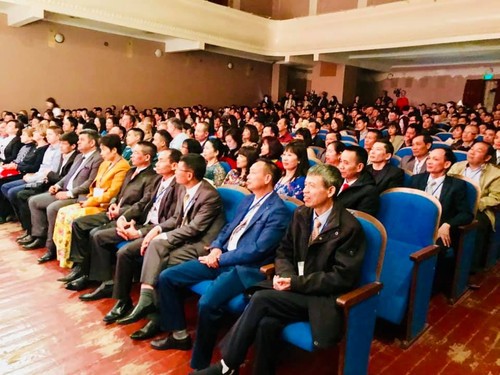 Kỷ niệm 30 năm thành lập Hội người Việt Nam tại TP Voronezh - ảnh 2