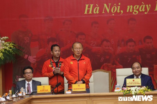 Thủ tướng chúc mừng đội tuyển U22 Việt Nam, tuyển bóng đá nữ Việt Nam - ảnh 4