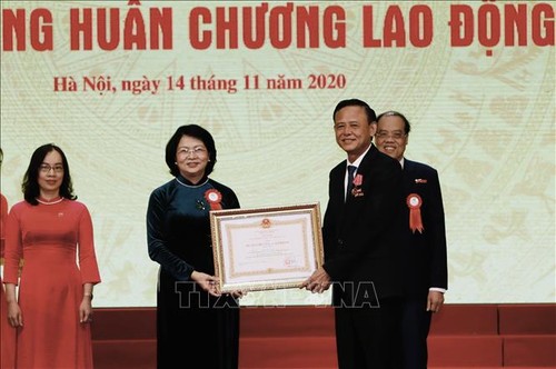 Phó chủ tịch nước Đặng Thị Ngọc Thịnh dự Đại hội Thi đua yêu nước lần thứ 5 của ngành Nông nghiệp - ảnh 1