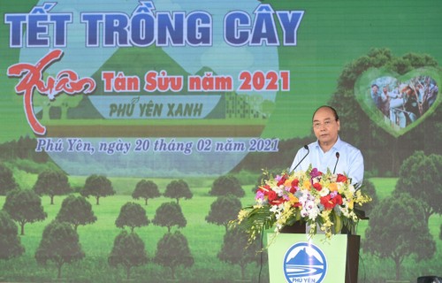 Thủ tướng Nguyễn Xuân Phúc truyền thông điệp của Chương trình 1 tỷ cây xanh - ảnh 1