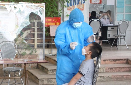Ngày 24/3, Việt Nam ghi nhận 120.000 ca mắc COVID-19 mới tại 62 tỉnh, thành - ảnh 1