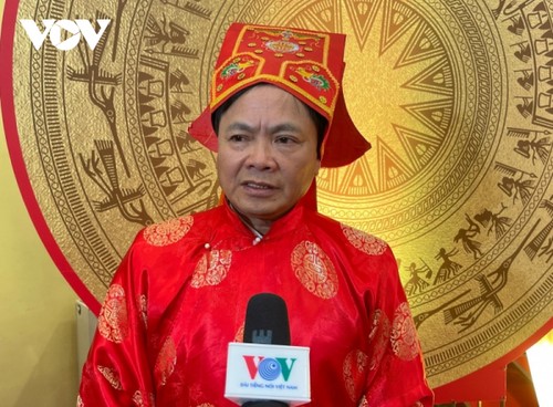 Việt kiều tại Séc long trọng tổ chức Lễ hội Giỗ tổ Hùng Vương 2022 - ảnh 1