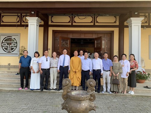 Thứ trưởng Bộ Ngoại giao  Phạm Quang Hiệu làm việc với Trung tâm Văn hóa Phật Giáo Việt Nam tại Ba Lan - ảnh 3