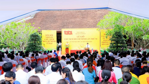 Tổ chức trang trọng Lễ tưởng niệm 54 năm Ngày Chủ tịch Hồ Chí Minh từ trần - ảnh 1