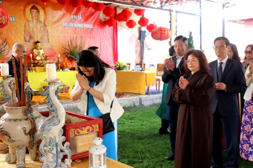 Người Việt ở Ba Lan long trọng tổ chức Lễ Giỗ Tổ - Vua Hùng - ảnh 10