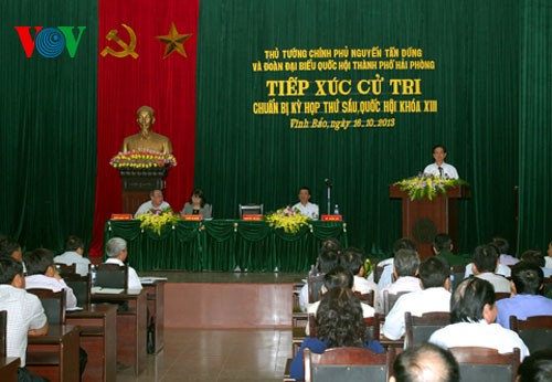 Thủ tướng Nguyễn Tấn Dũng tiếp xúc cử tri Hải Phòng - ảnh 1