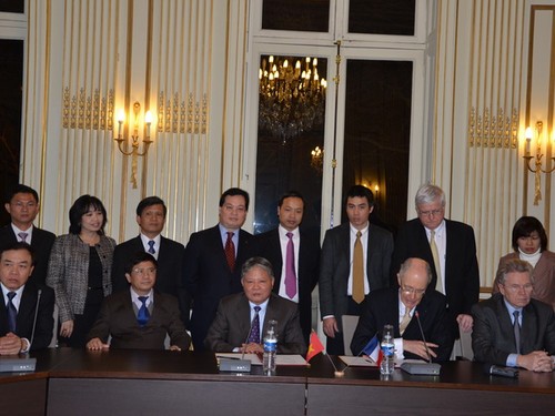 Việt Nam và Pháp tăng cường hợp tác về pháp lý và tư pháp  - ảnh 1