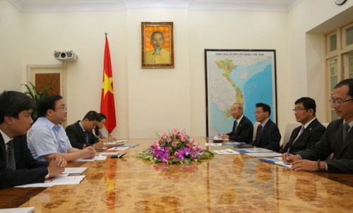 Việt Nam ưu tiên làm sâu sắc hơn nữa quan hệ hữu nghị và hợp tác toàn diện với Nhật Bản - ảnh 1
