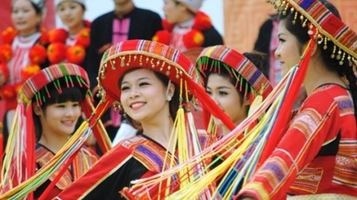 Hoạt động mở đầu tuần “Đại đoàn kết các dân tộc – Di sản văn hóa Việt Nam 2015” - ảnh 1