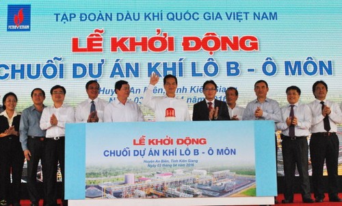 Thủ tướng Nguyễn Tấn Dũng bấm nút khởi động chuỗi dự án Khí Lô B - Ô Môn - ảnh 1