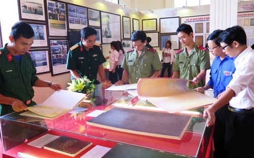 Triển lãm bản đồ và trưng bày tư liệu "Hoàng Sa, Trường Sa của Việt Nam - Những bằng chứng lịch sử  - ảnh 1