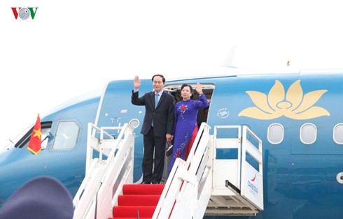 Báo chí Campuchia đưa tin đậm nét về chuyến thăm Campuchia của Chủ tịch nước Trần Đại Quang - ảnh 1