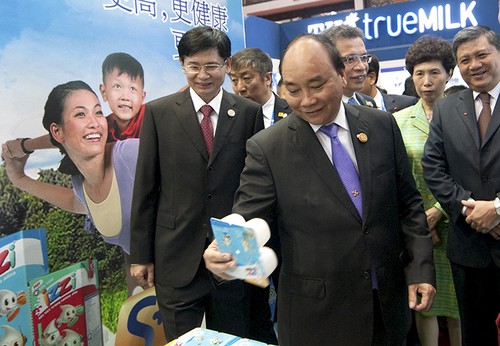 Thủ tướng Nguyễn Xuân Phúc đến Nam Ninh, bắt đầu chuyến thăm chính thức Trung Quốc - ảnh 1
