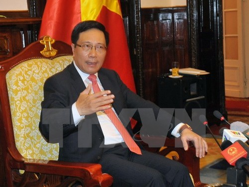 Phó Thủ tướng Phạm Bình Minh tới Venezuela dự Hội nghị thượng đỉnh Phong trào Không liên kết  - ảnh 1