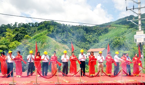 Quảng Ninh đi đầu cả nước trong điện khí hóa nông thôn, hải đảo - ảnh 1