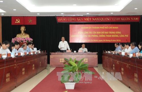Thành phố Hồ Chí Minh đẩy mạnh phòng chống tham nhũng - ảnh 1
