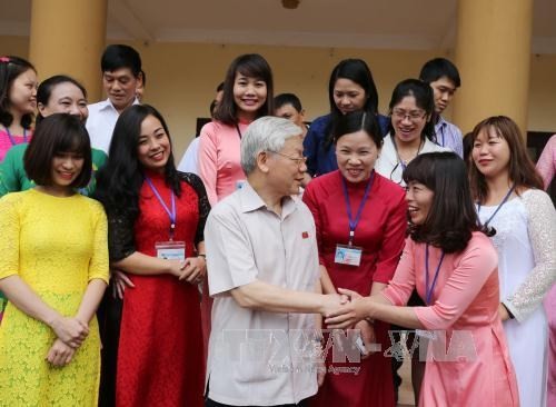 Tổng Bí thư Nguyễn Phú Trọng tiếp xúc cử tri quận Tây Hồ, Hà Nội - ảnh 1