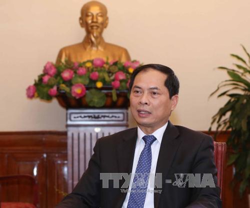 Việt Nam sẵn sàng đảm nhiệm vai trò chủ nhà Năm APEC 2017  - ảnh 1