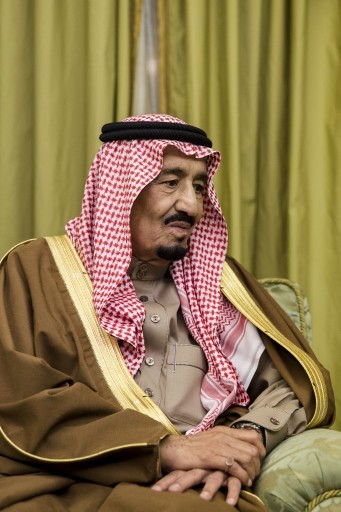 Saudi king and Hamas leader hold rare meeting - ảnh 1