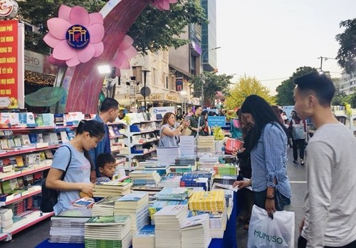 HCM City to open book street festival to mark Tet holiday - ảnh 1