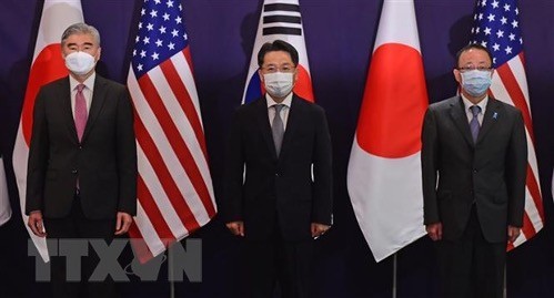 US envoy in Seoul, hoping for 'positive' North Korea response - ảnh 1