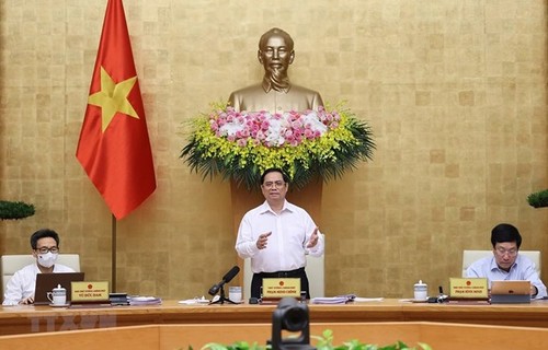Vietnam’s economic target for 2021 remains unchanged  - ảnh 1