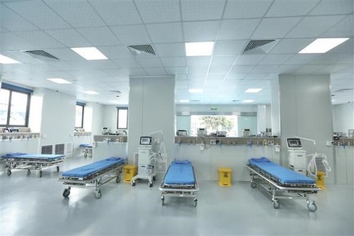Hanoi’s COVID-19 treatment hospital put into operation - ảnh 1
