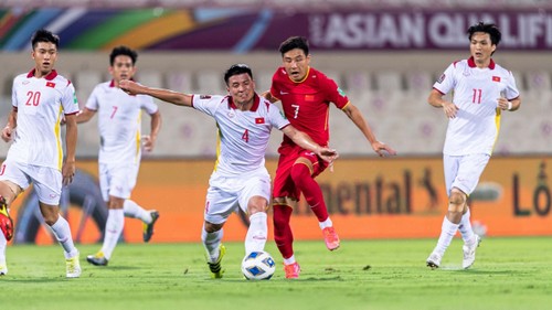 Vietnam lose 2-3 to China in World Cup qualifier - ảnh 1