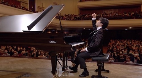 Pianist Dang Thai Son’s student comes first at Chopin Piano Competition - ảnh 1