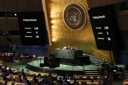 UN General Assembly adopts resolution against Russia’s military operation in Ukraine   - ảnh 1