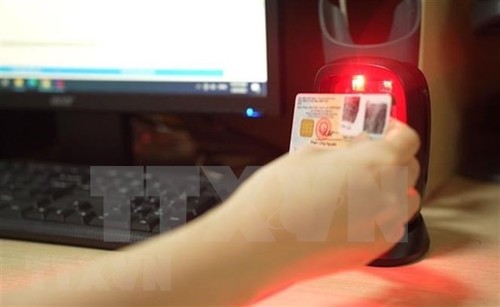Vietnam pilots cash withdrawal at ATMs with chip-based ID cards - ảnh 1