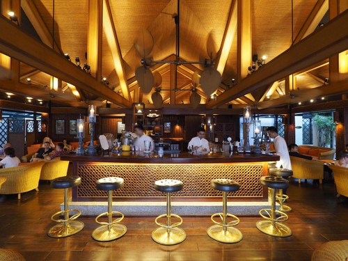 10 best bars in Vietnam as voted by Travel + Leisure readers - ảnh 9