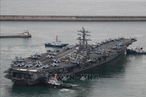 South Korea, US stage drills with aircraft carrier  - ảnh 1