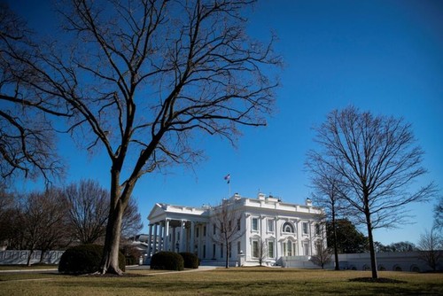 White House vows response if Russia attacks US satellites - ảnh 1