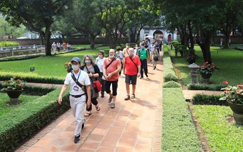 Hanoi targets about 22 million visitors next year - ảnh 1